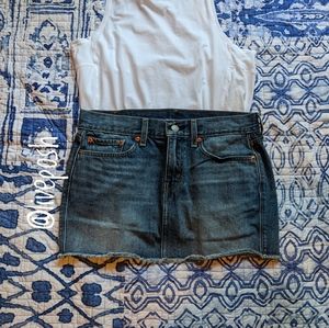 LEVI'S Denim Skirt Size 27